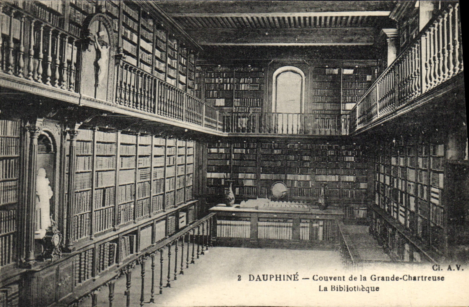 CPA Bibliotheque Dauphine Couvent de la Grande Chartreuse