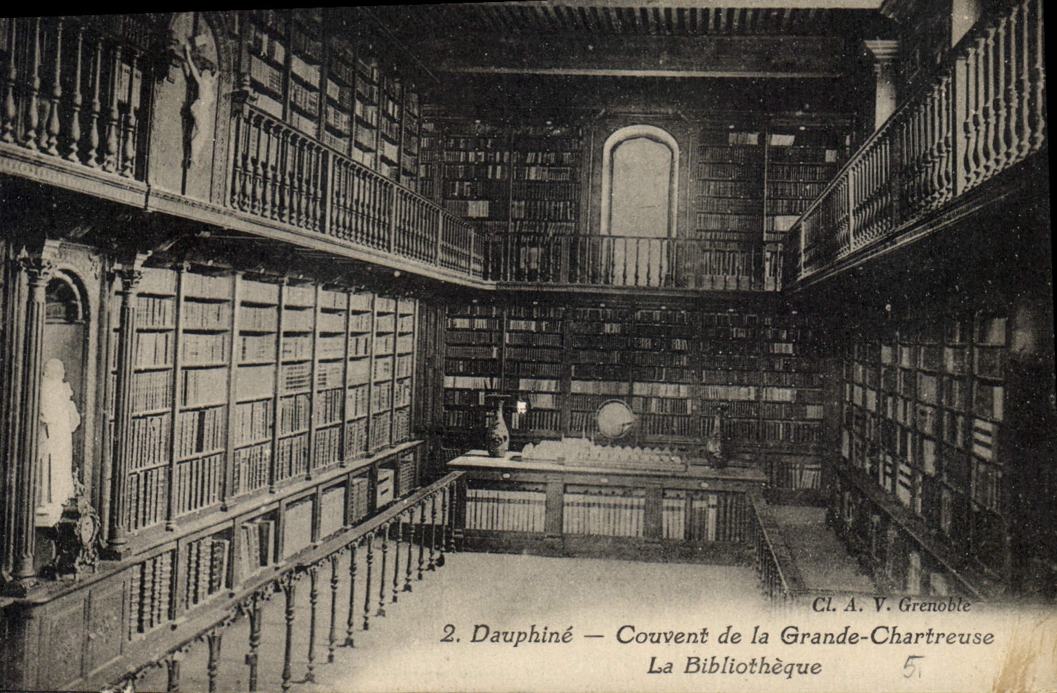 CPA Bibliotheque Dauphine Couvent de la Grande Chartreuse