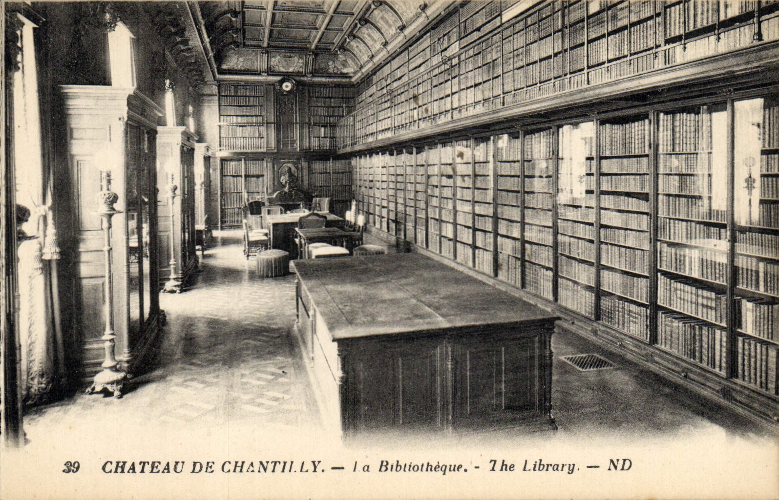 CPA Bibliotheque Chateau de Chantilly