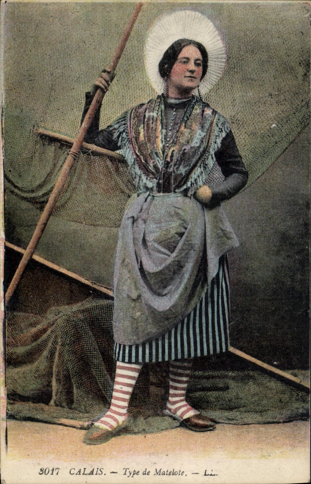 CPA Folklore Calais Type de Matelote