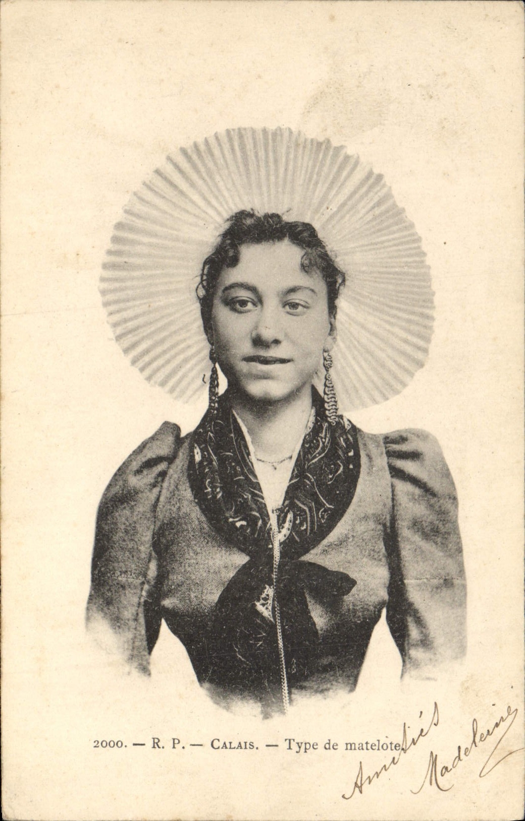 CPA Folklore Calais Type de matelote