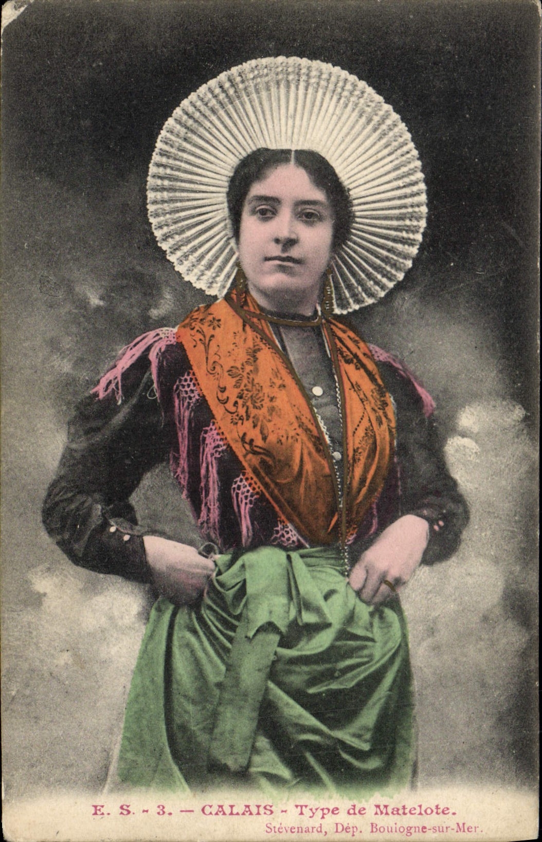 CPA Folklore Calais Type de matelote