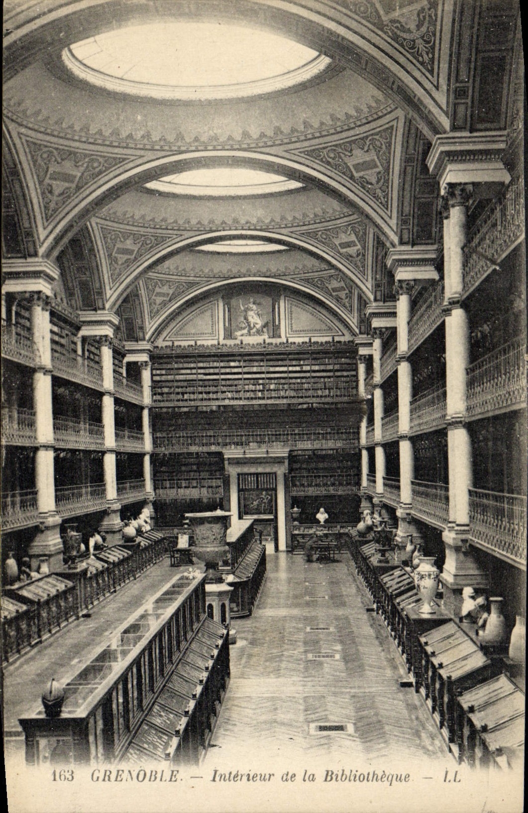CPA Interieur Bibliotheque Grenoble