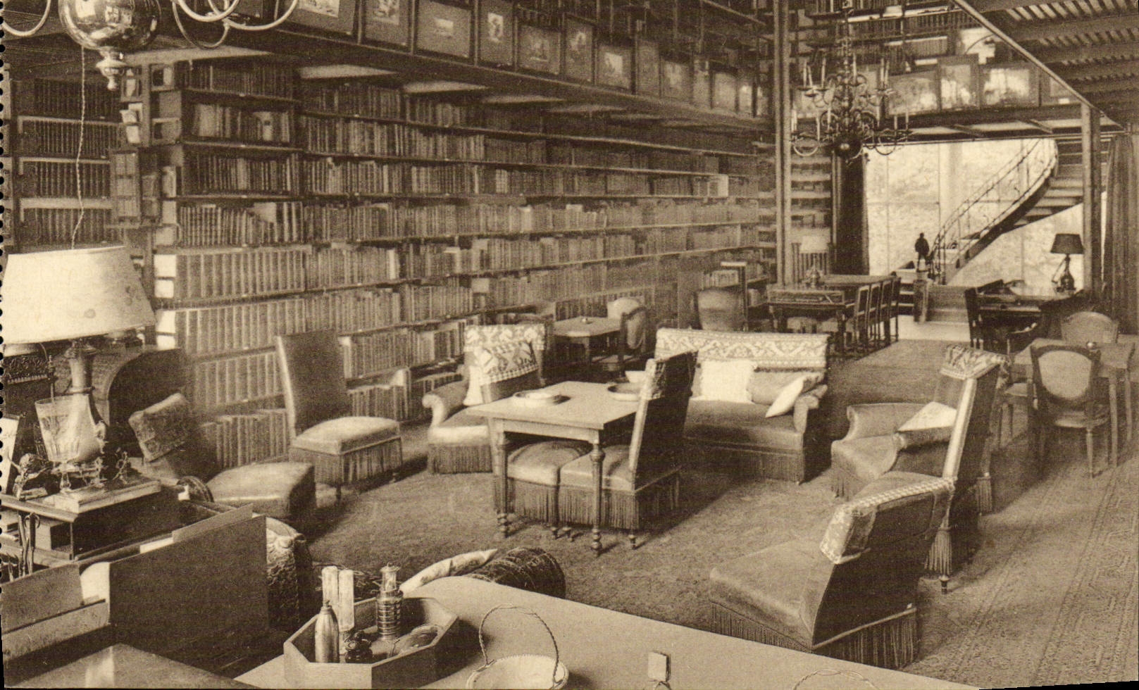 CPA Bibliotheque Royaume de Belgique Chateau de Mariemont