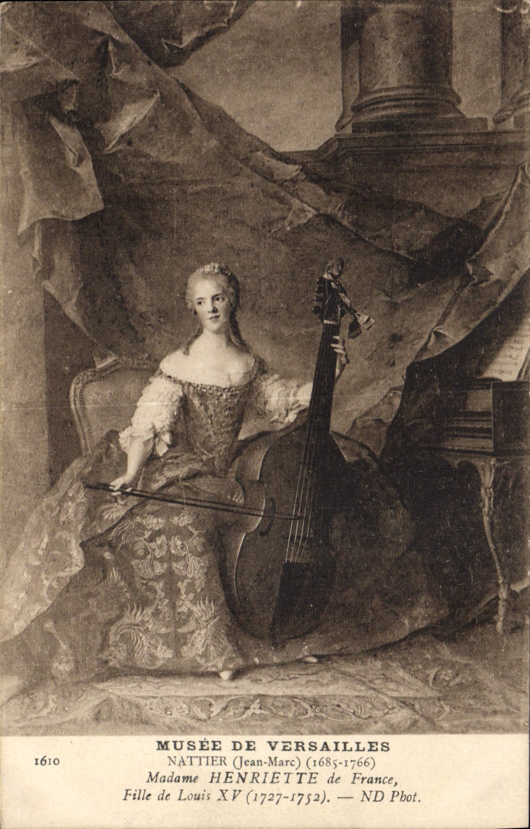 CPA Contrebasse Musee de Versailles Nattier Madame Henriette de France Fille de Louis XV 