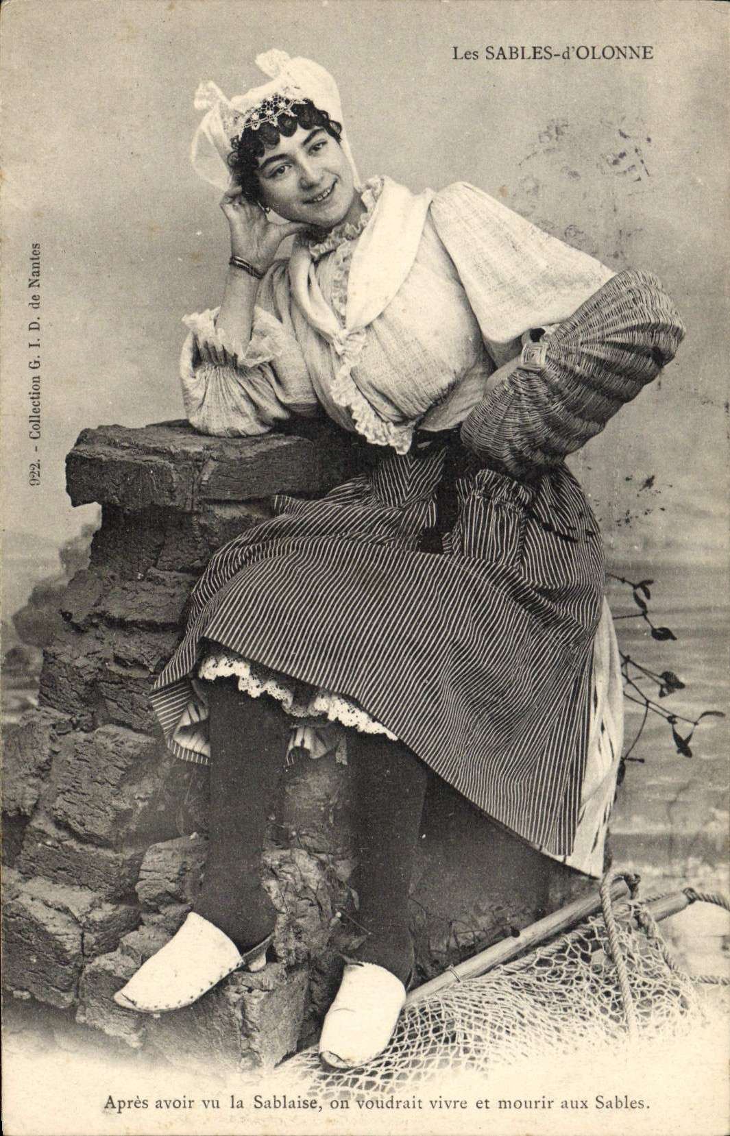 CPA Folklore Sables d'Olonne 