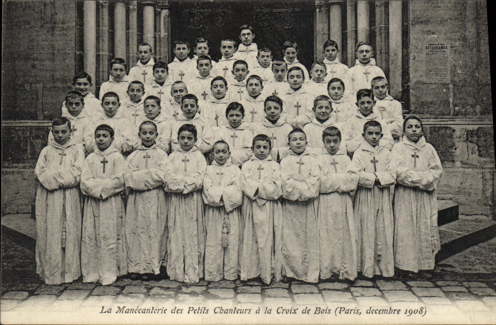 CPA La Manecanterie des Petits Chanteurs a la Croix de Bois Paris decembre 1908 