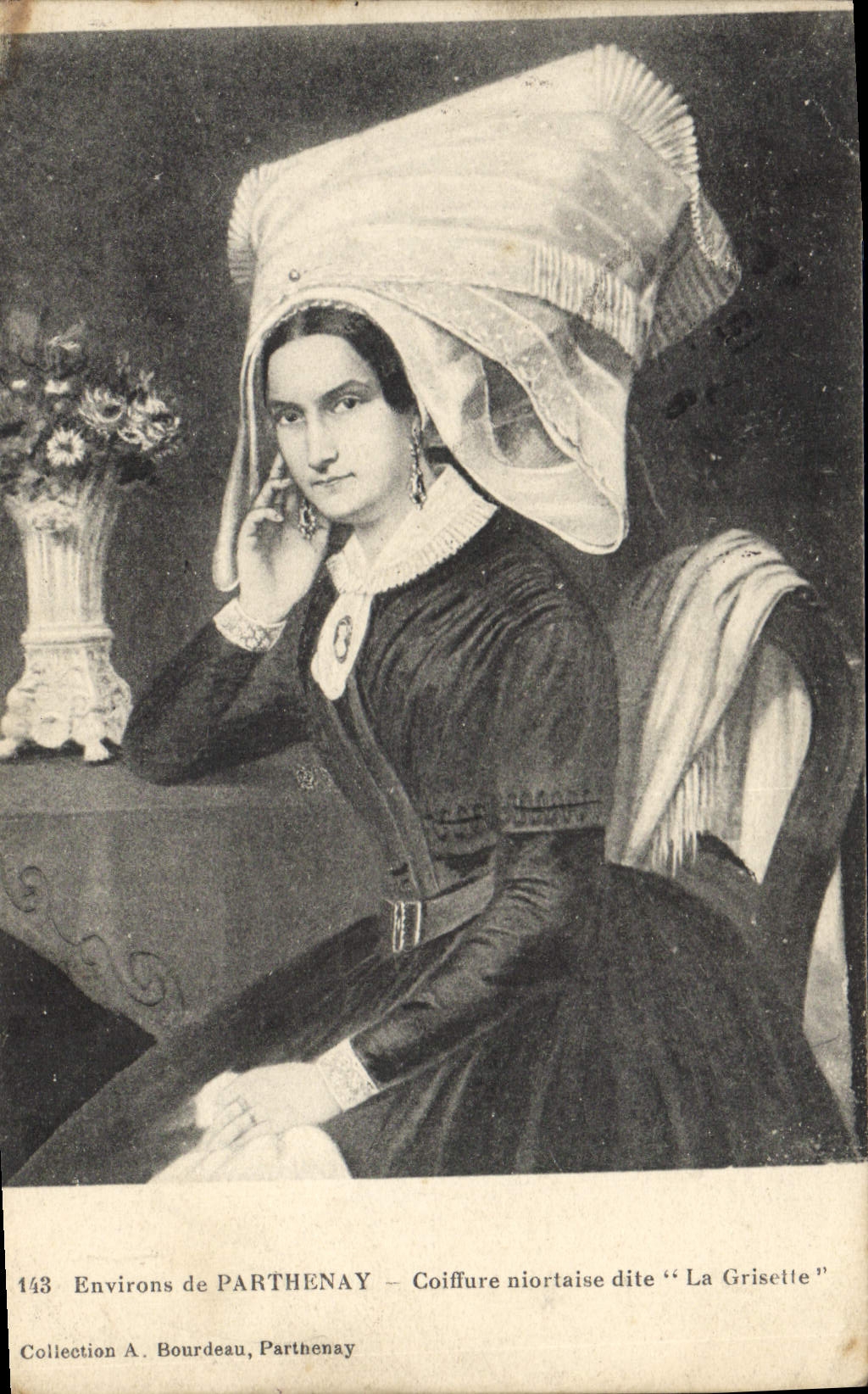 CPA Folklore Environs de Parthenay Coiffure Niortaise dite La Grisette
