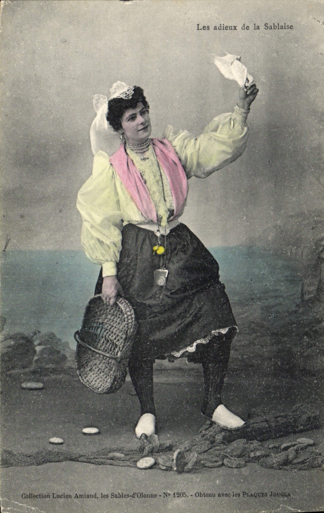 CPA Folklore Les adieux de la Sablaise