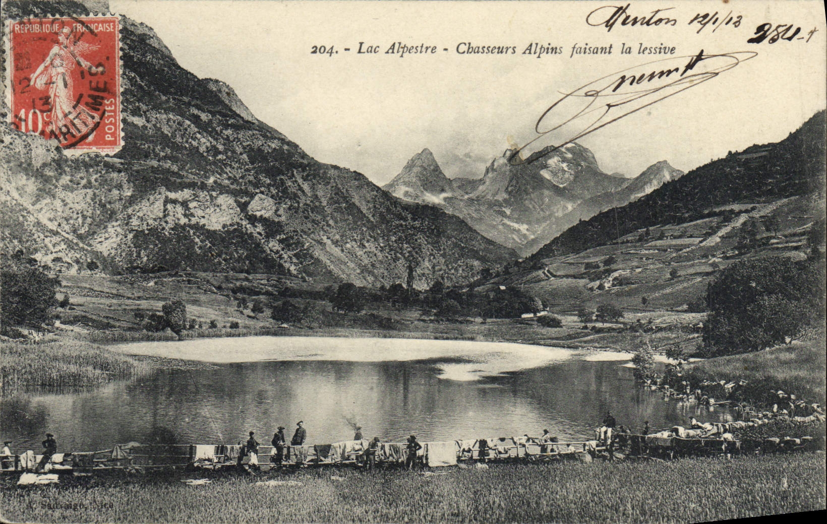 CPA Militaria Chasseurs Alpins faisant la lessive Lac alpestre