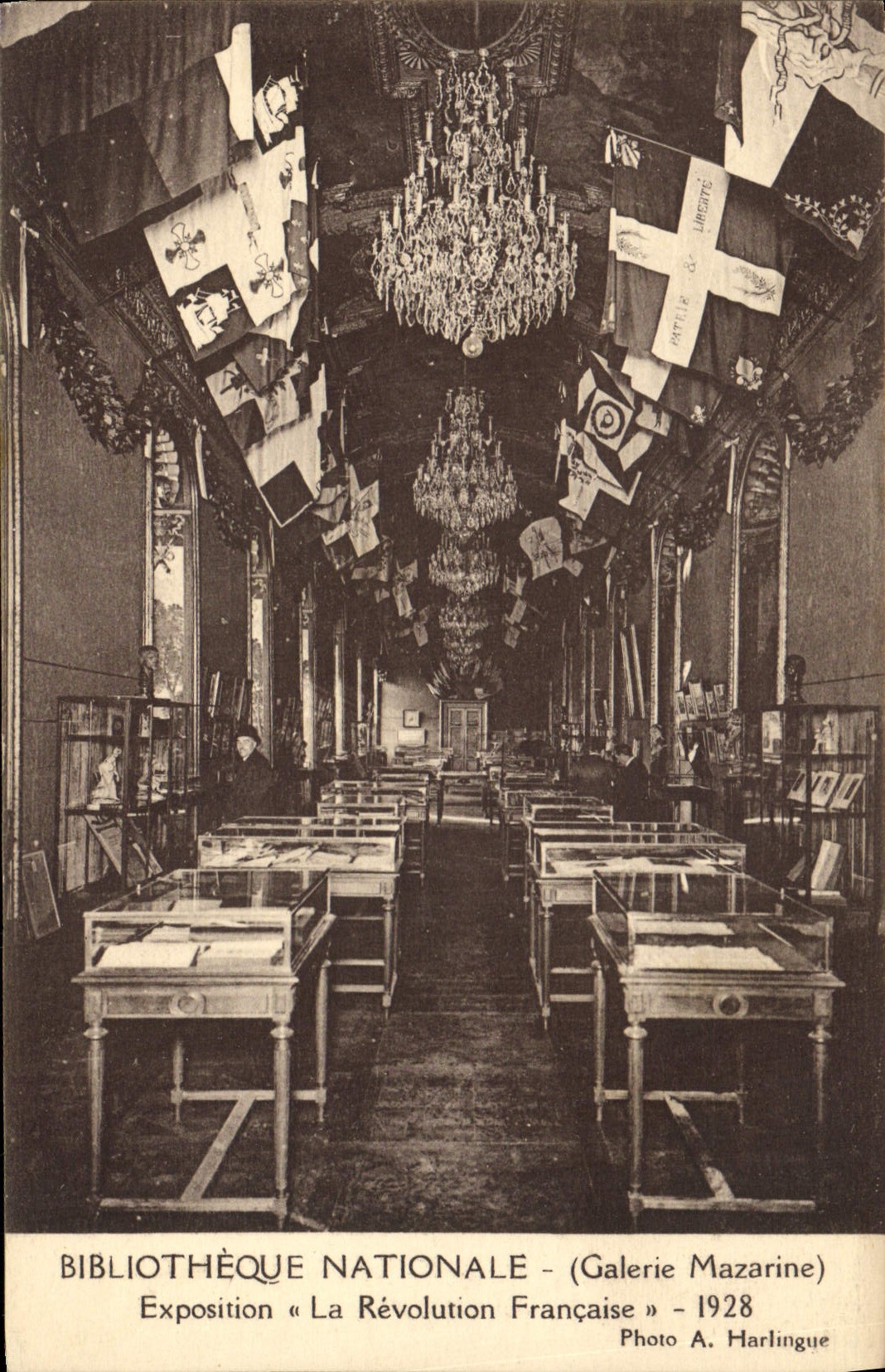 CPA Bibliotheque Nationale Paris Galerie Mazarine Exposition La Revolution Francaise 1928