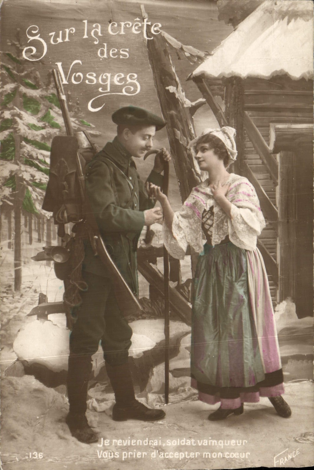 CPA Militaria Chasseurs Alpins Sur la crete des Vosges