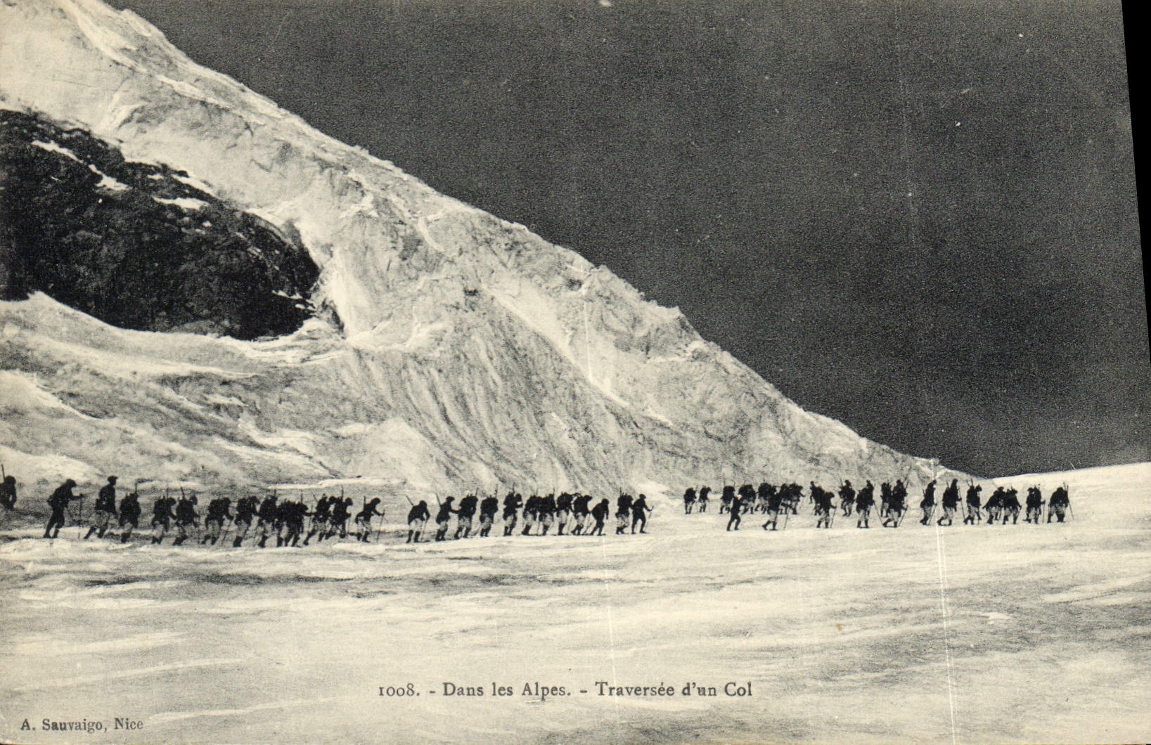 Vintage Postcard Militaria Alpine hunters Crossed of a collar