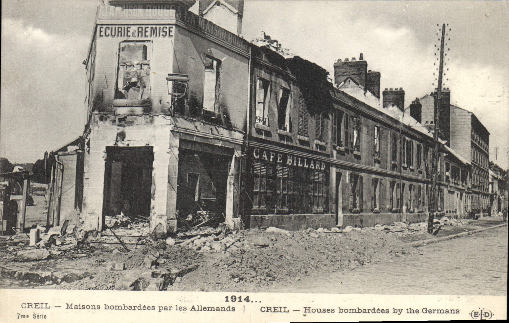 CPA Billard Creil Maisons bombardees par les Allemands Militaria Cafe Billard