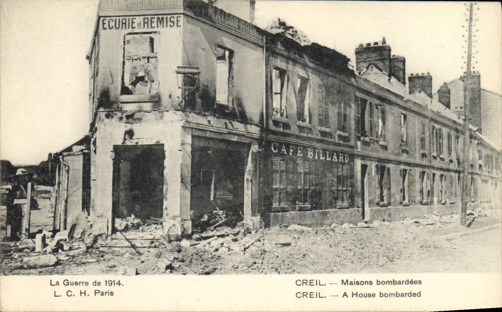 CPA Billard Creil Maisons bombardees Militaria