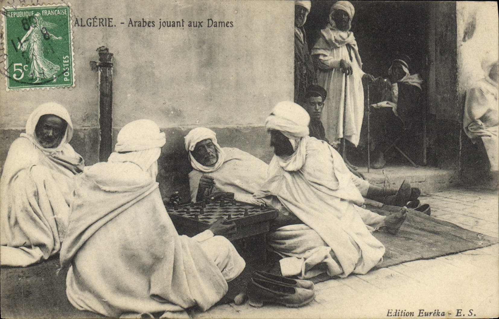Arab Vintage Postcards Algeria playing Ladies