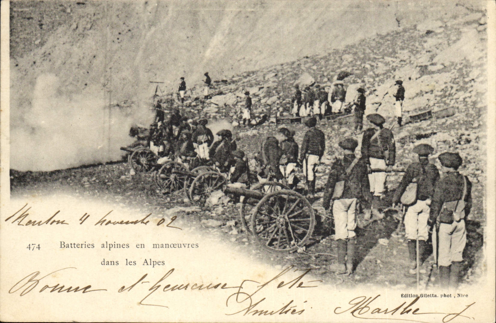 CPA Militaria Chasseurs alpins Batteries alpines en manoeuvres dans les Alpes