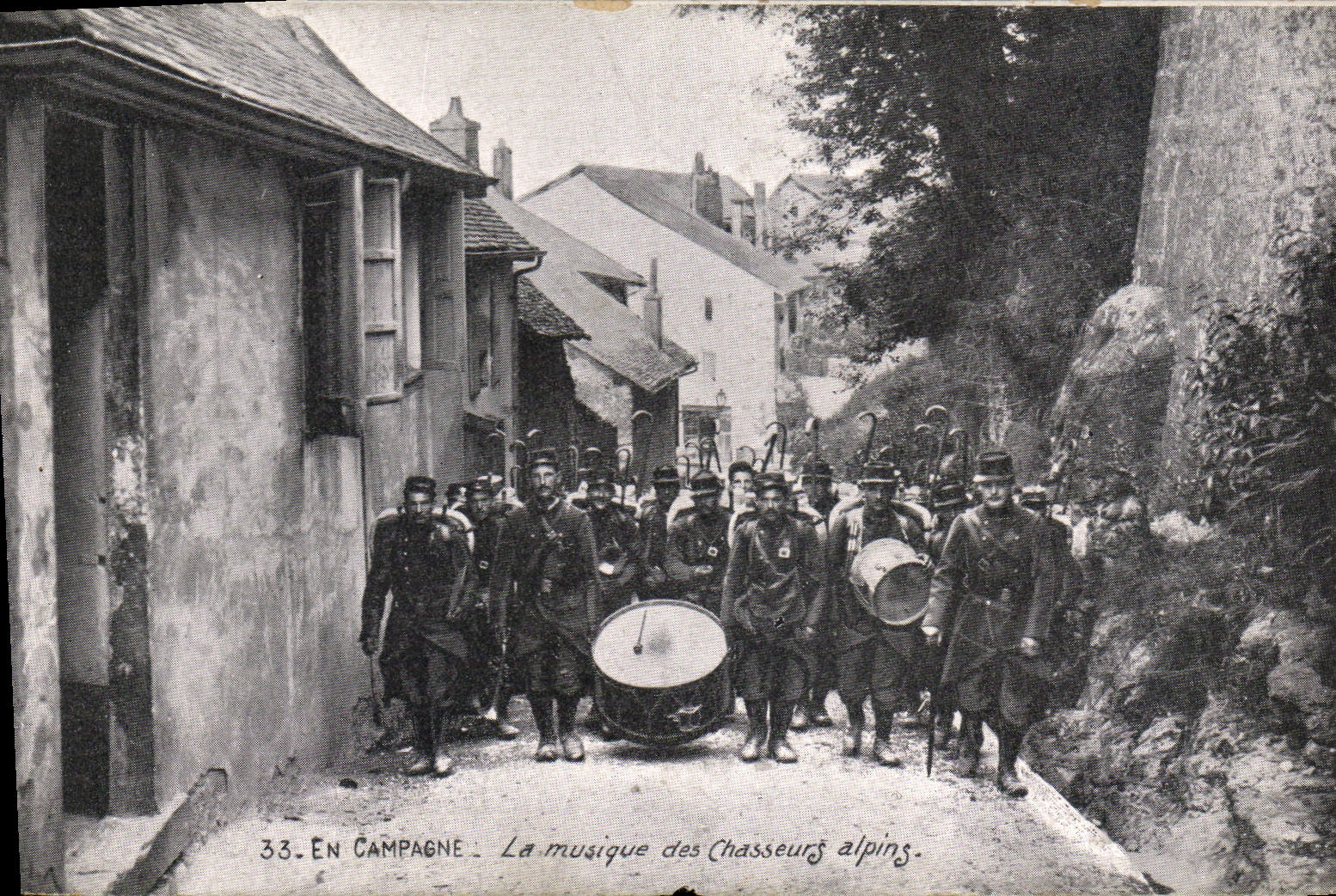 Vintage Postcard Militaria Alpine hunters music