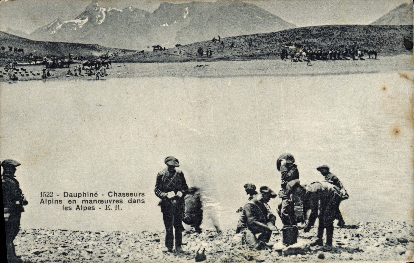 Vintage Postcard Militaria Alpine hunters in operations in the Alps Dauphine