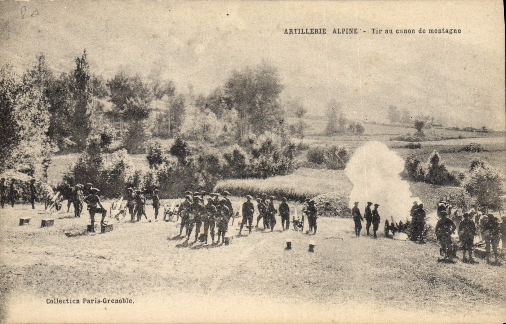 Vintage Postcard Militaria Alpine hunters Shooting with the gun of mountain