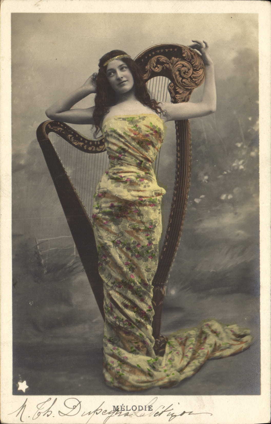 CPA Femme Harpe Melodie 