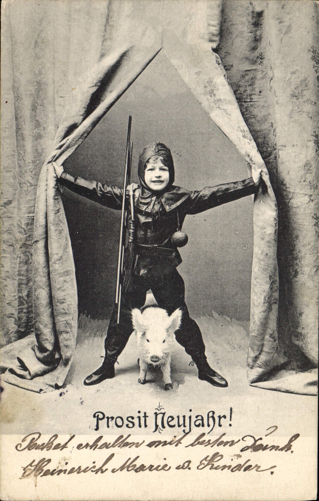 CPA Cochon Porc Enfant 
