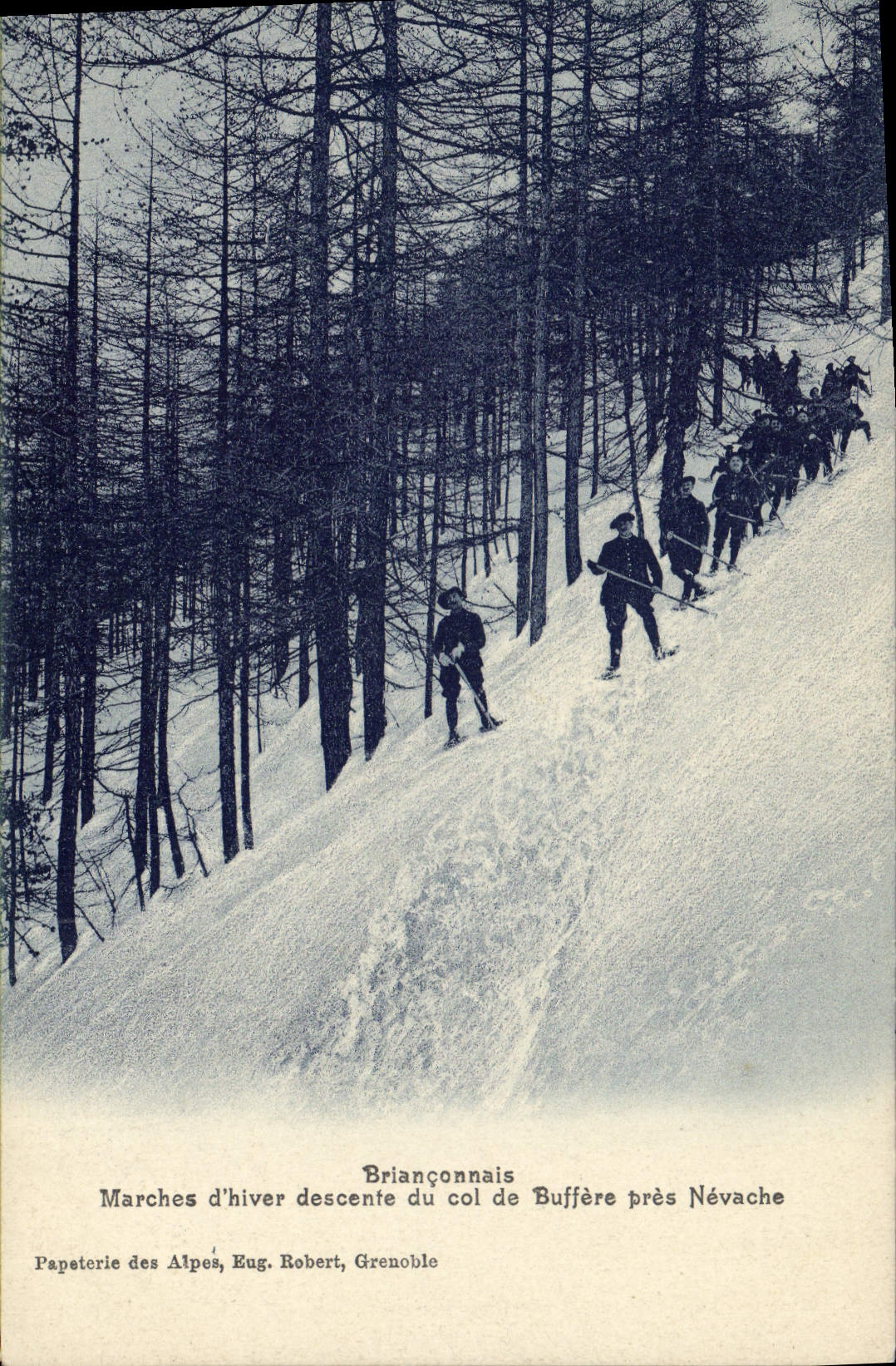 Vintage Postcard Militaria Alpine hunters Brianconnais Steps of winter descent of the collar of Buffere close Nevache