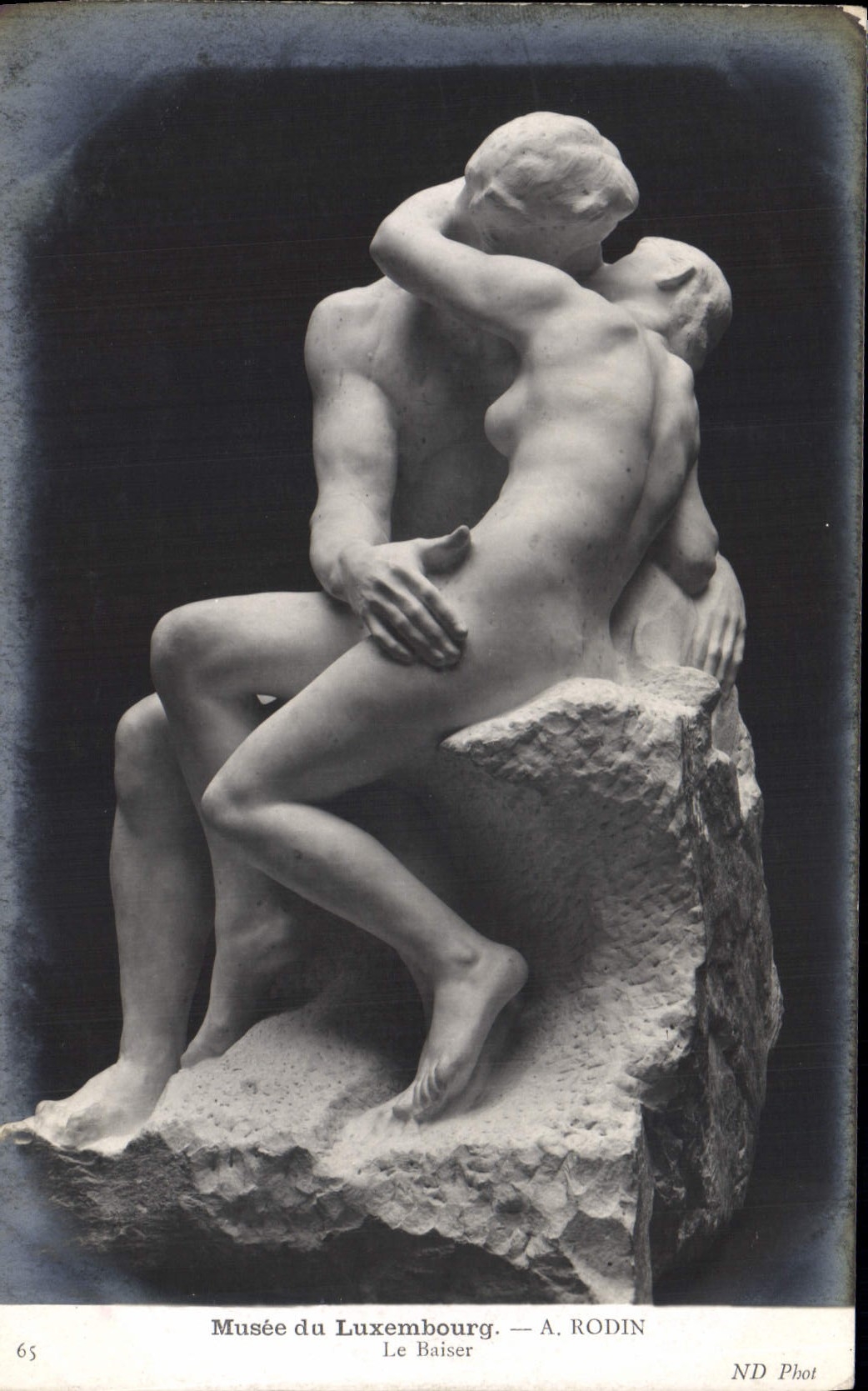 Vintage Postcard Paris Museum of Luxembourg Rodin the kiss