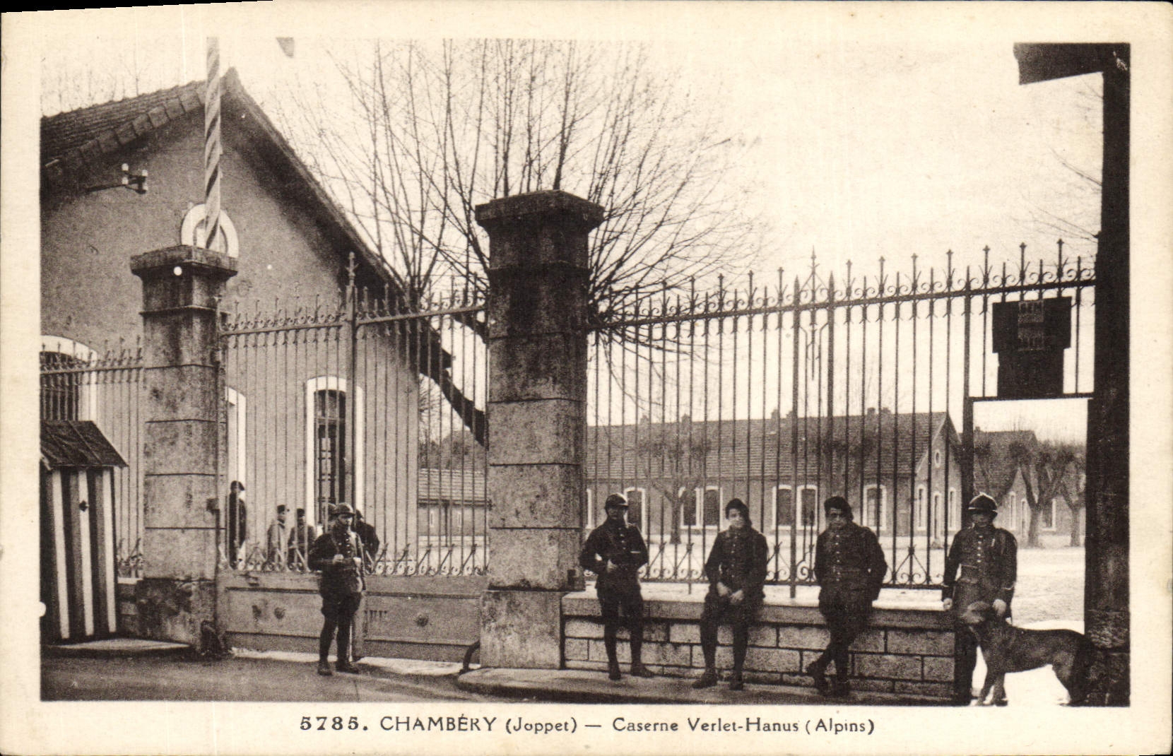 Vintage Postcard Militaria Chambéry Alpine hunters Quarters Verlet Hanus
