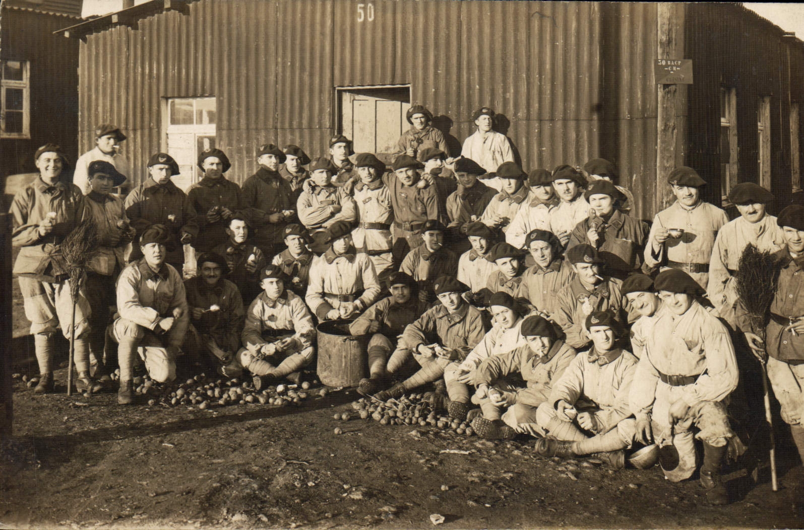 CARTE PHOTO Militaria Chasseurs Alpins 