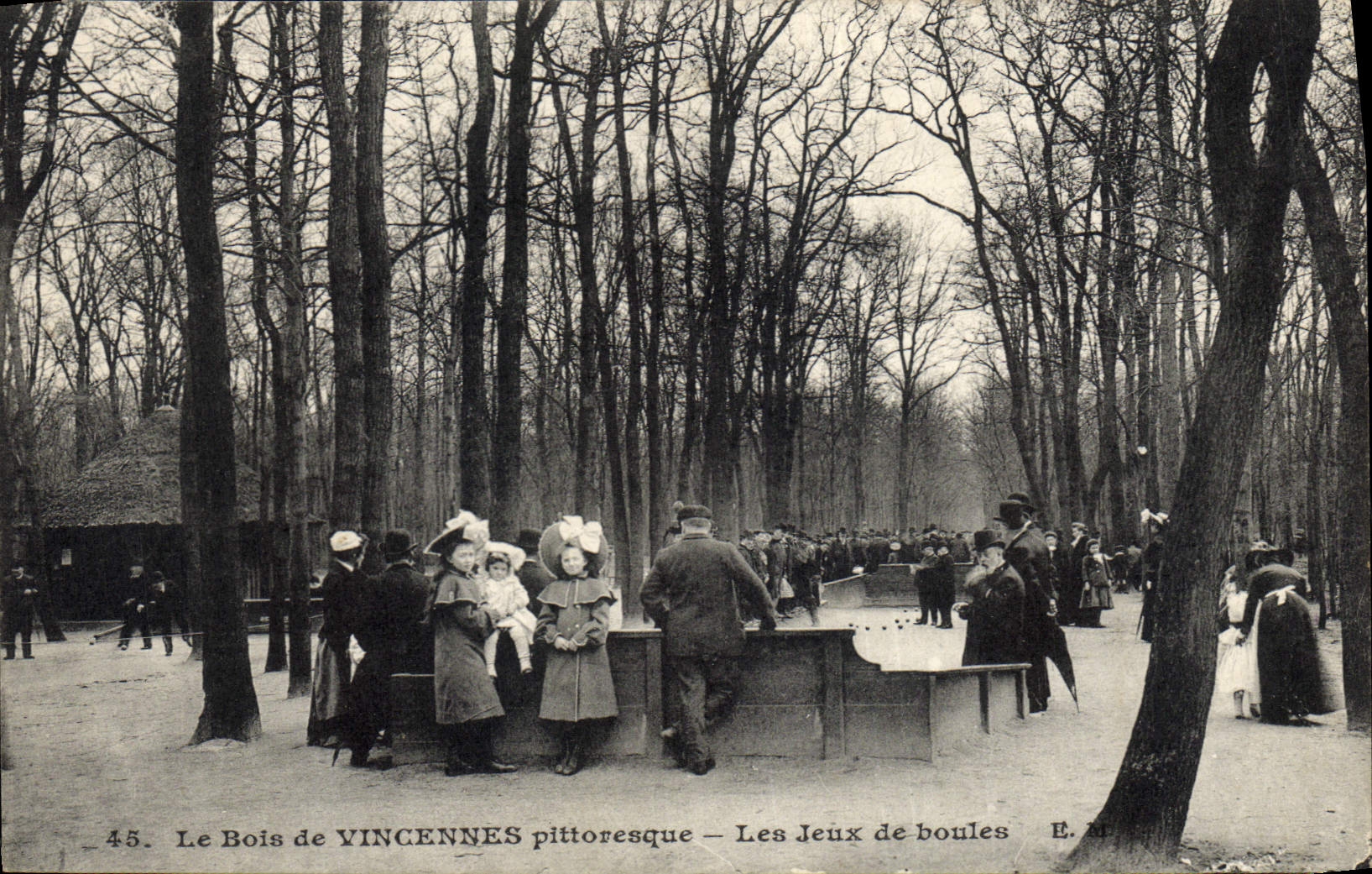Vintage Postcard Game of bowls Paris Wood of Vincennes sets of balls Children SIGNAL