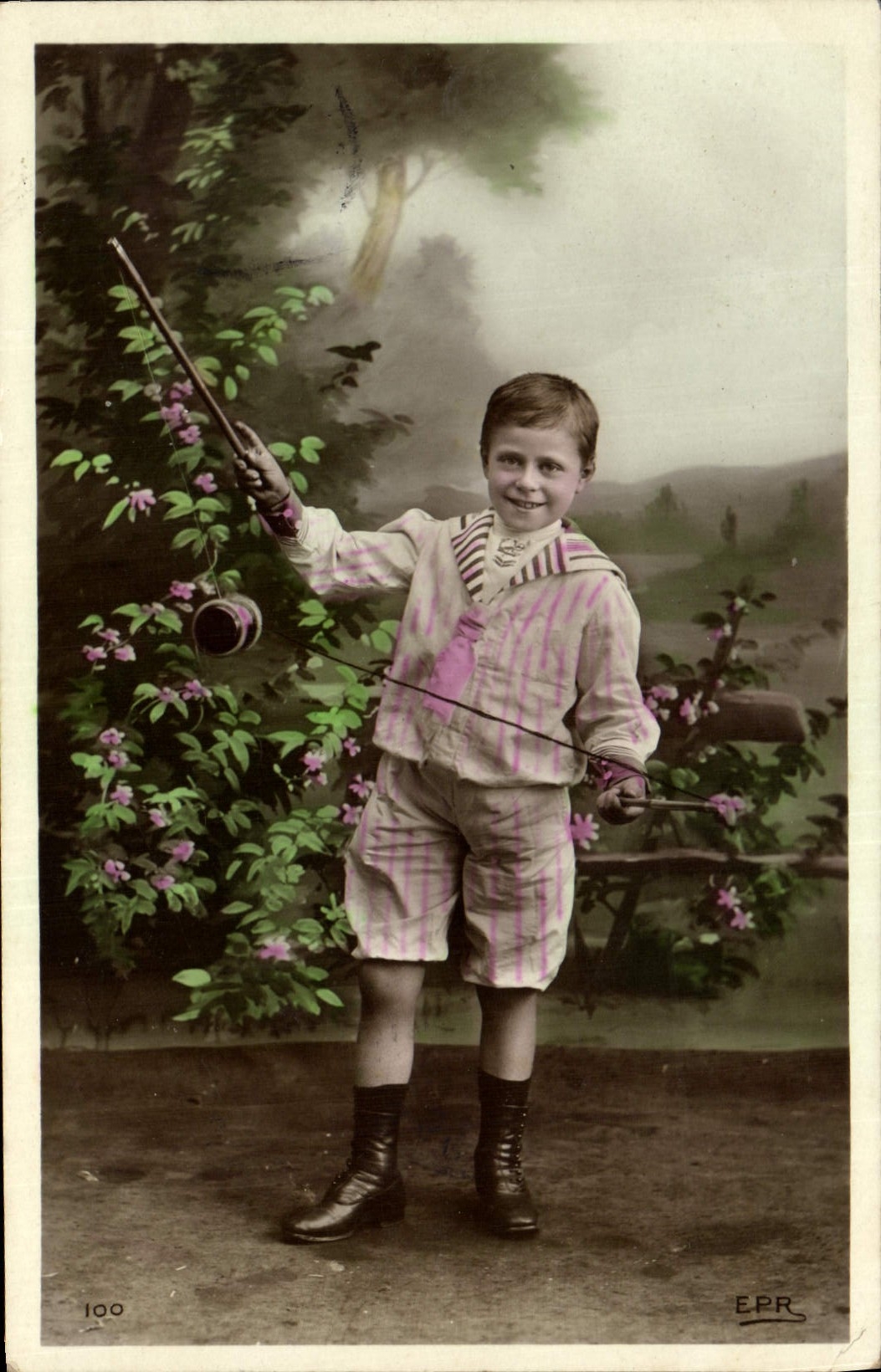 CPA Diabolo Enfant 