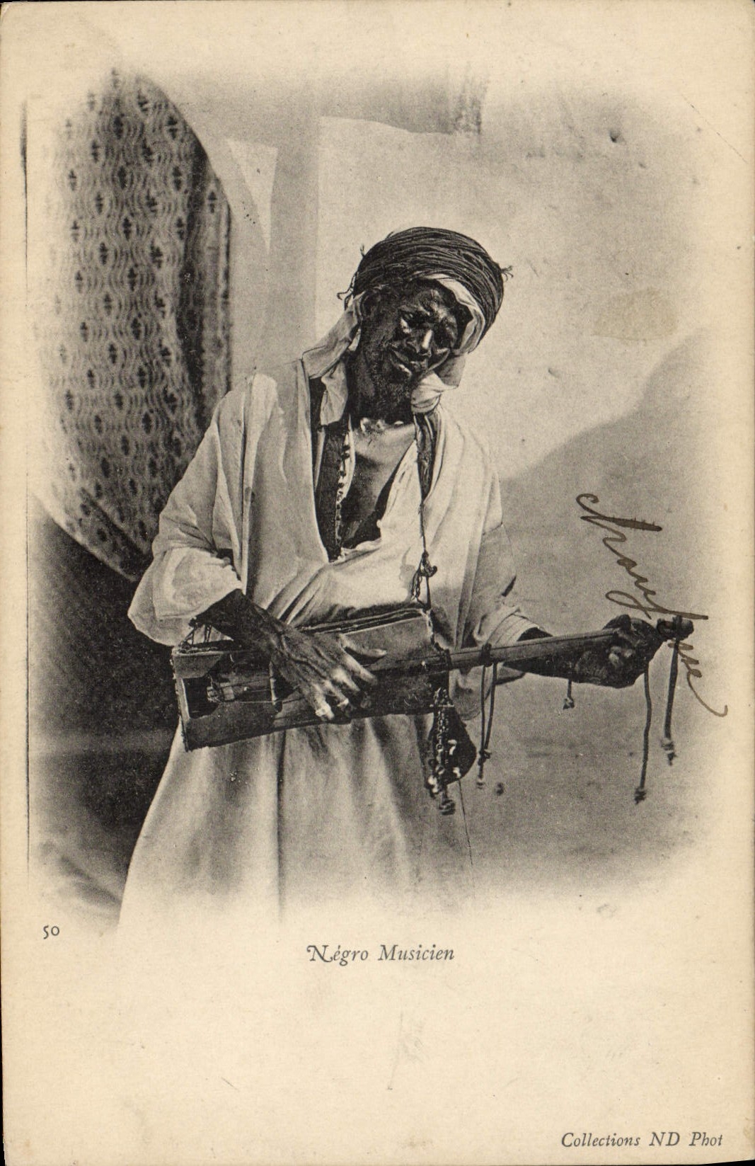 Postal Negro músico