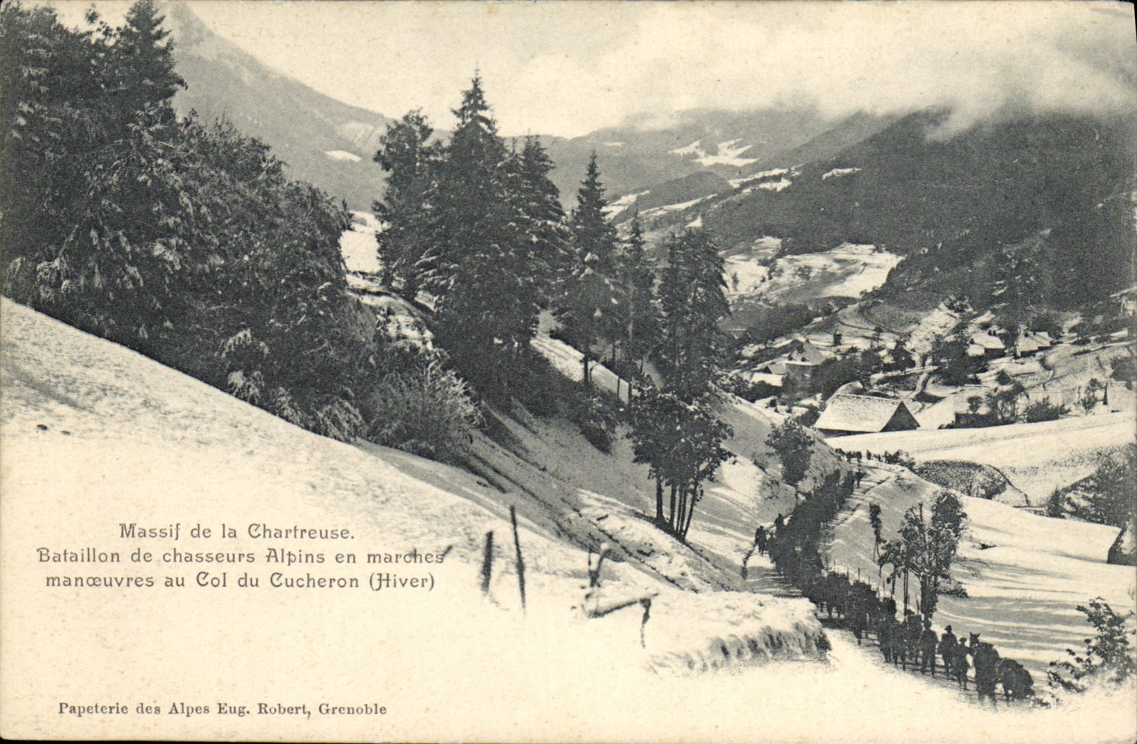 CPA Militaria Massif de la Chartreuse Bataillon de Chasseurs Alpins en marches manoeuvres au Col de Cucheron 