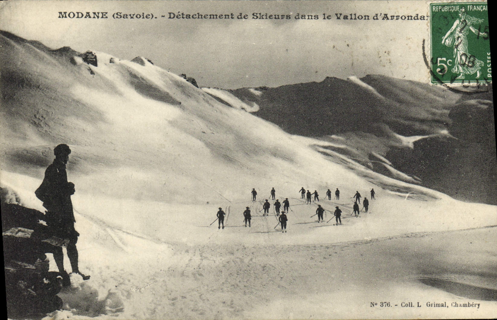 Vintage Postcard Militaria Alpine hunters Modane Detachment of skiers in the Small valley of Arronda