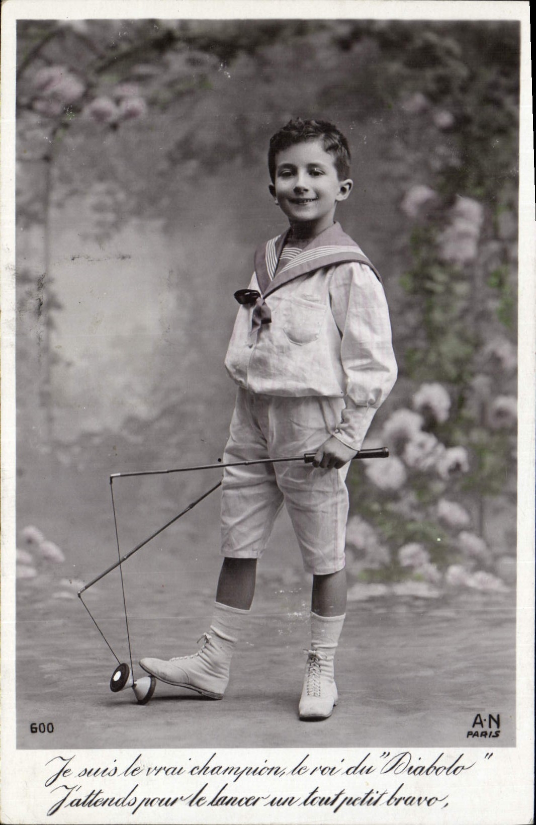 CPA Diabolo Enfant 