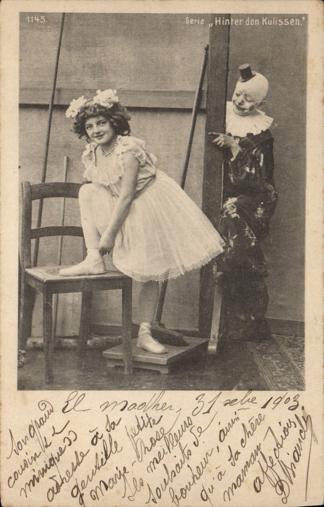 Vintage Postcard Circus Clown Hinter den Kulissen Dancer