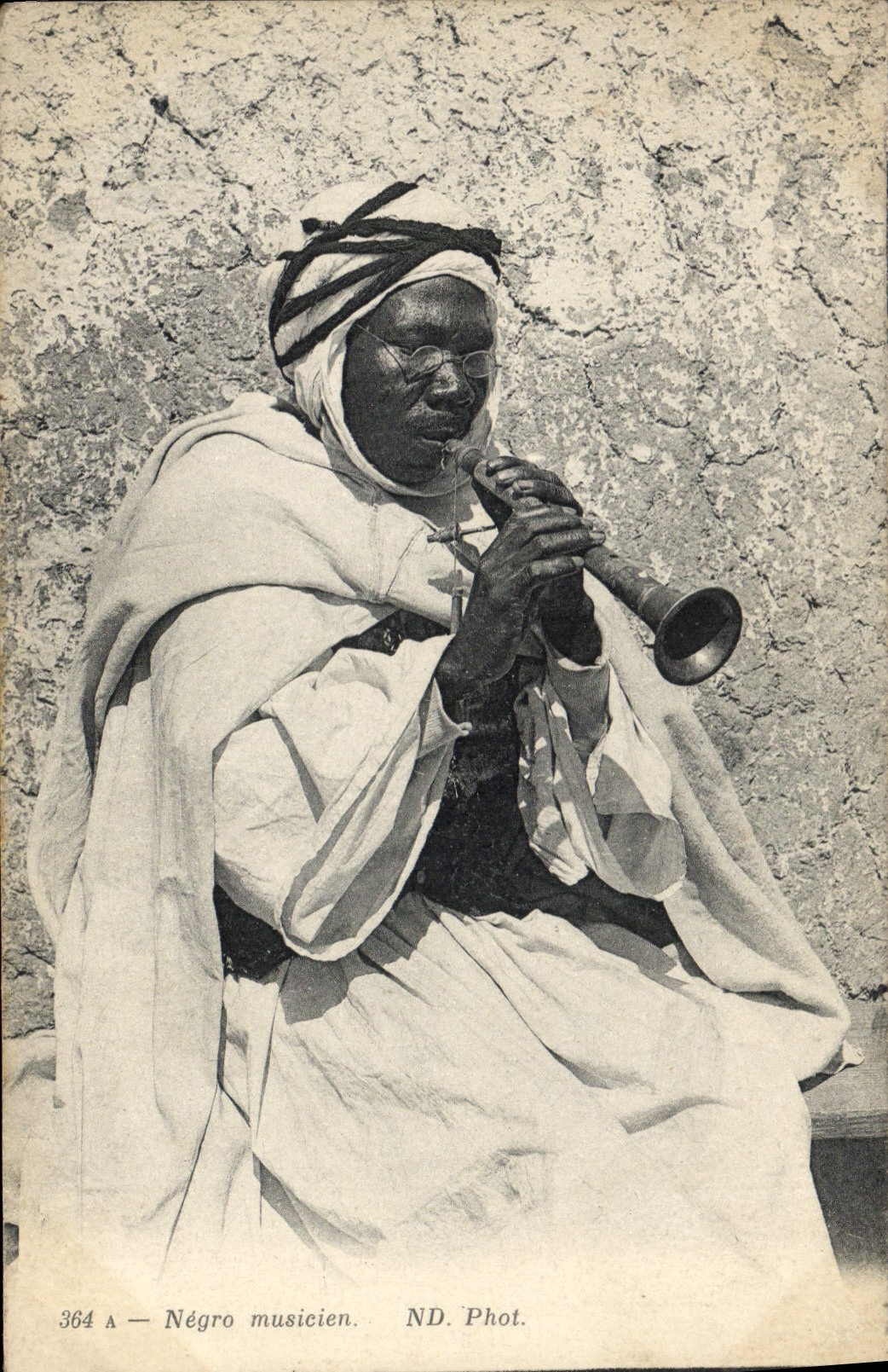 CPA Folklore Negro musicien Afrique du Nord 