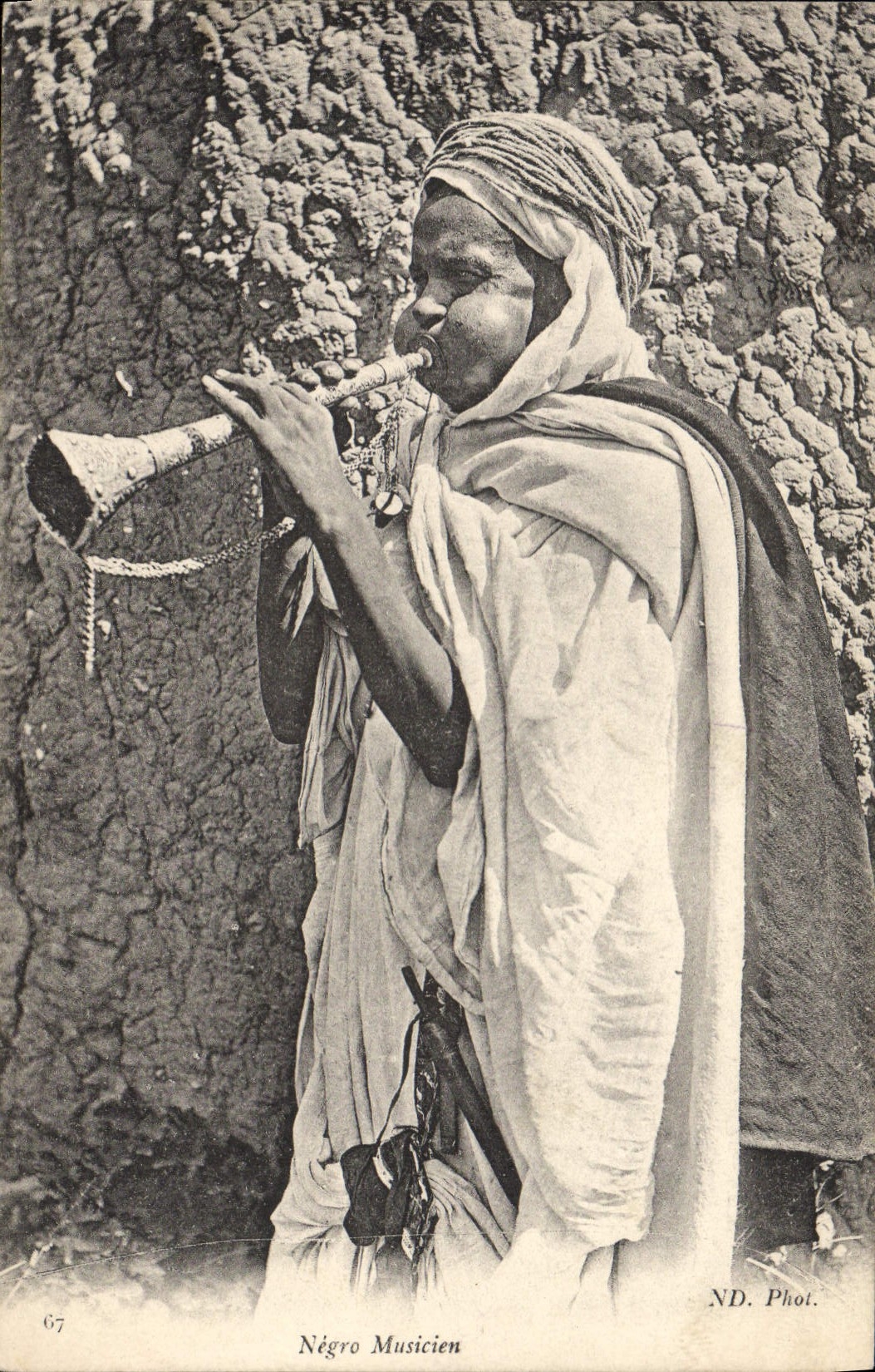 CPA Folklore Negro musicien Afrique du Nord 