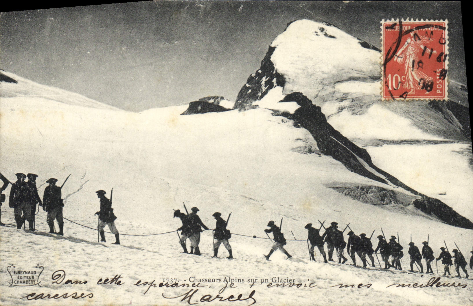 CPA Militaria Chasseurs Alpins sur un glacier