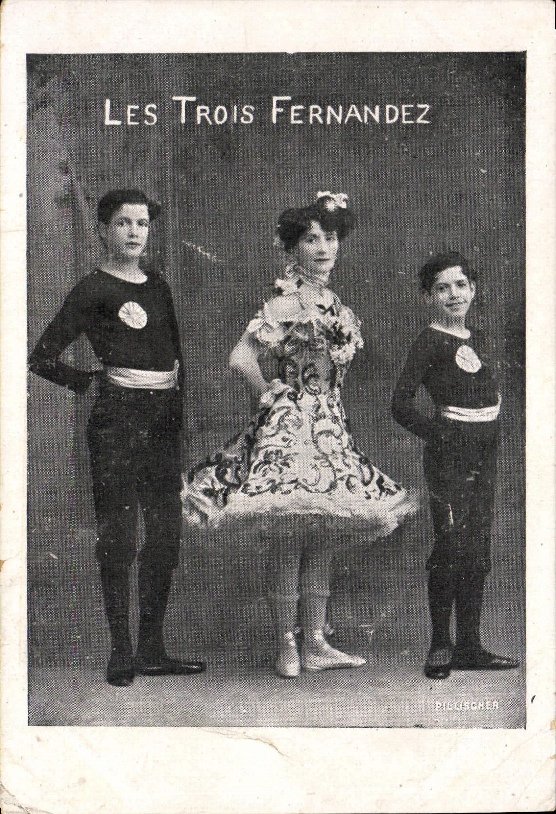 CPA Les Trois Fernandez 