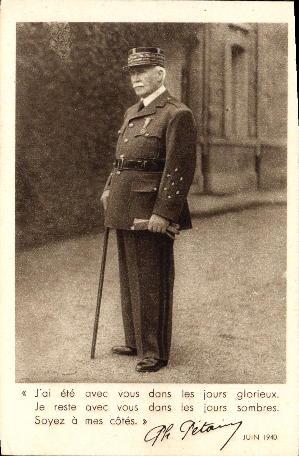 CPA Militaria Philippe Petain 