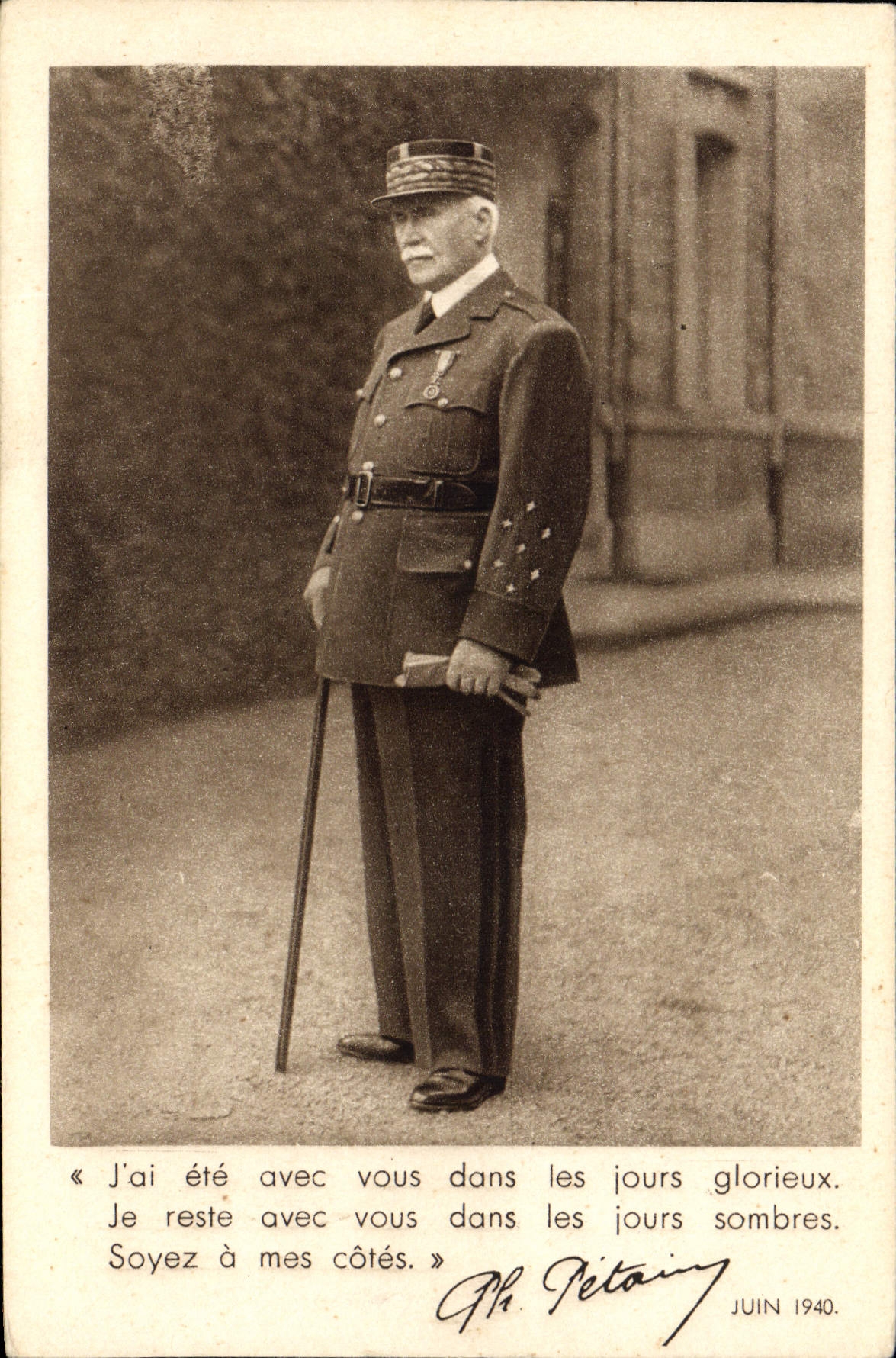 CPA Militaria Philippe Petain 