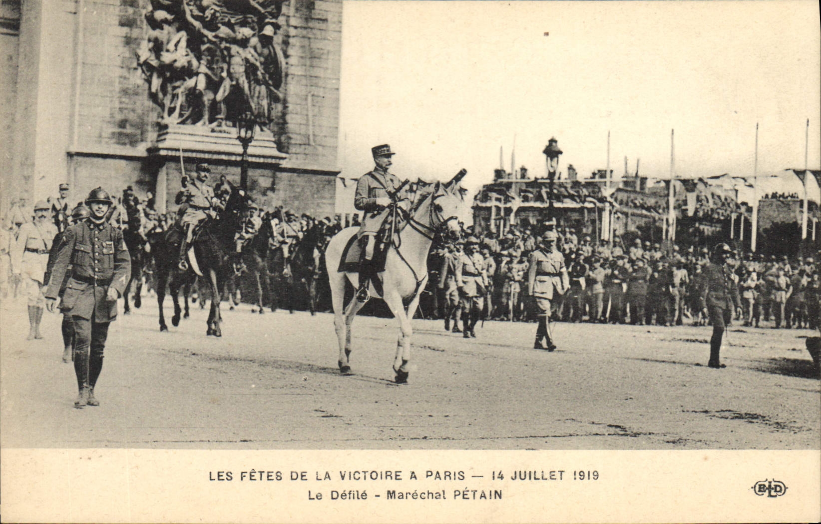 Vintage Postcard Militaria festivals of the Victoire July 14th, 1919 the procession Petain Marshal