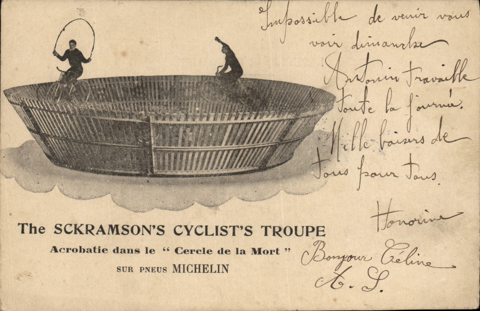 CPA Cirque The Sckramson's Cyclist's troupe Acrobatie dans le Cercle de la Mort pneus Michelin Velo Cycle