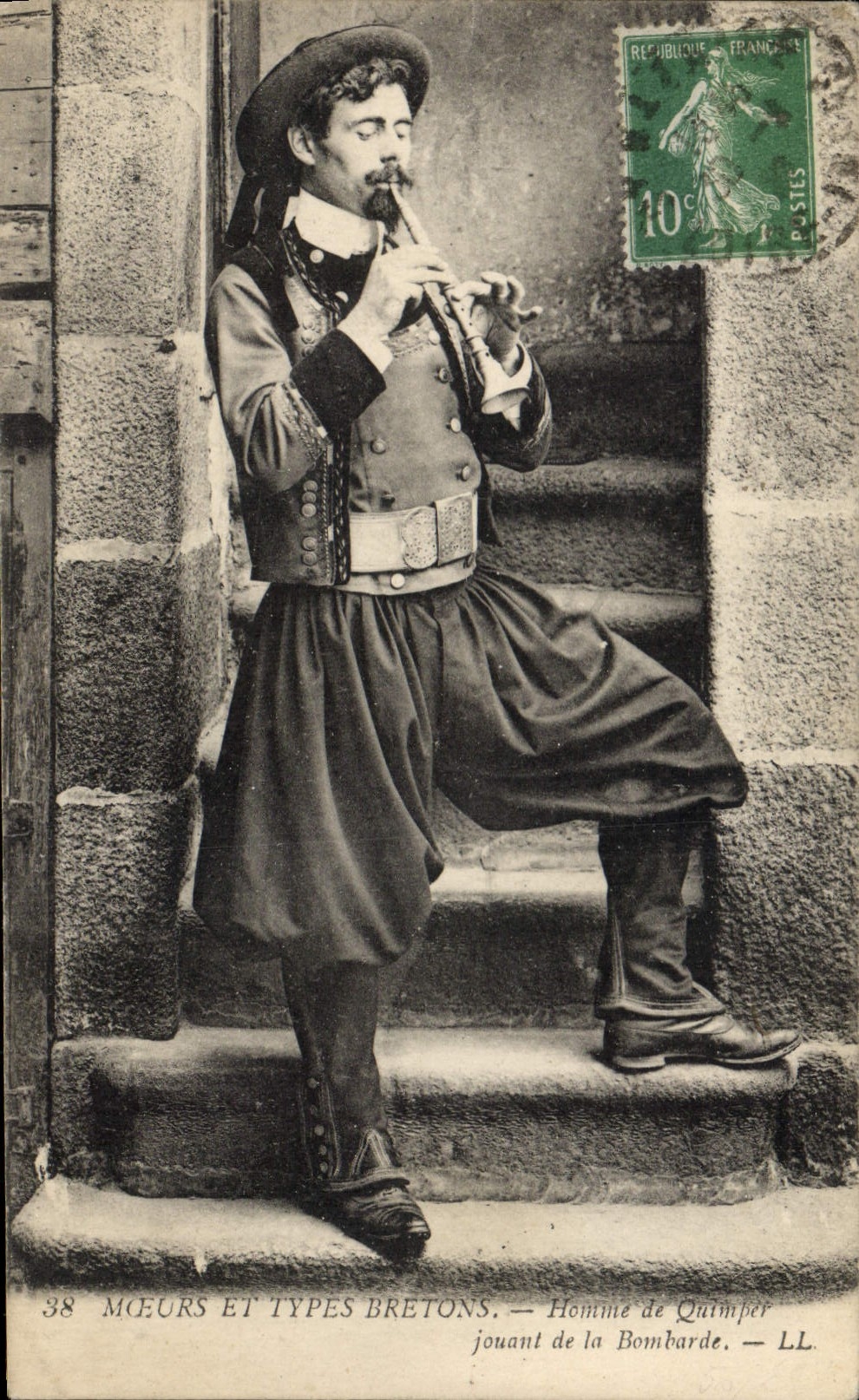 Vintage Postcard Folklore Man of Quimper playing of Bombards