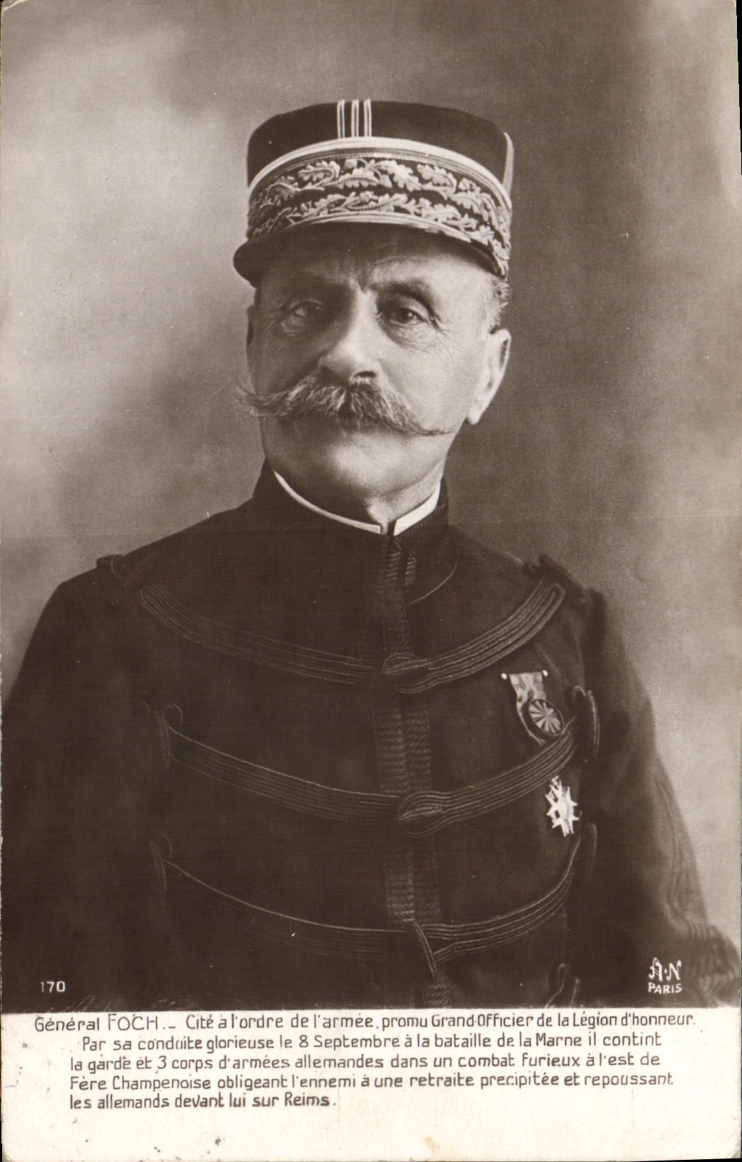 CPA Militaria General Foch 