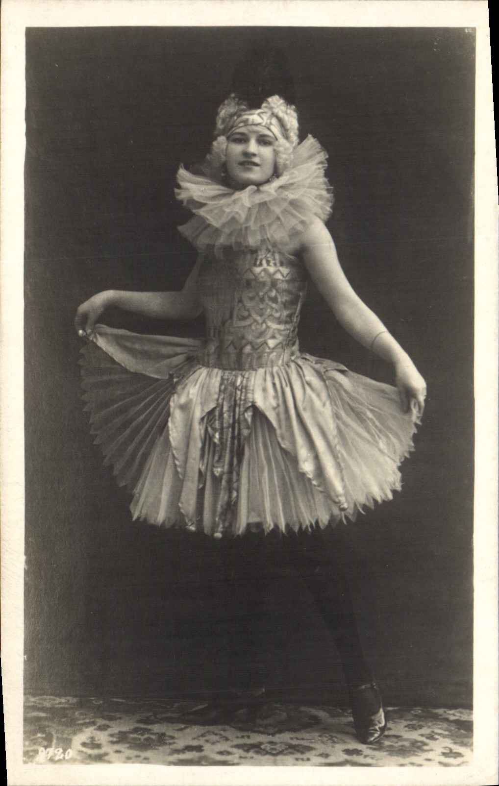 Postal Hilde payaso Serra