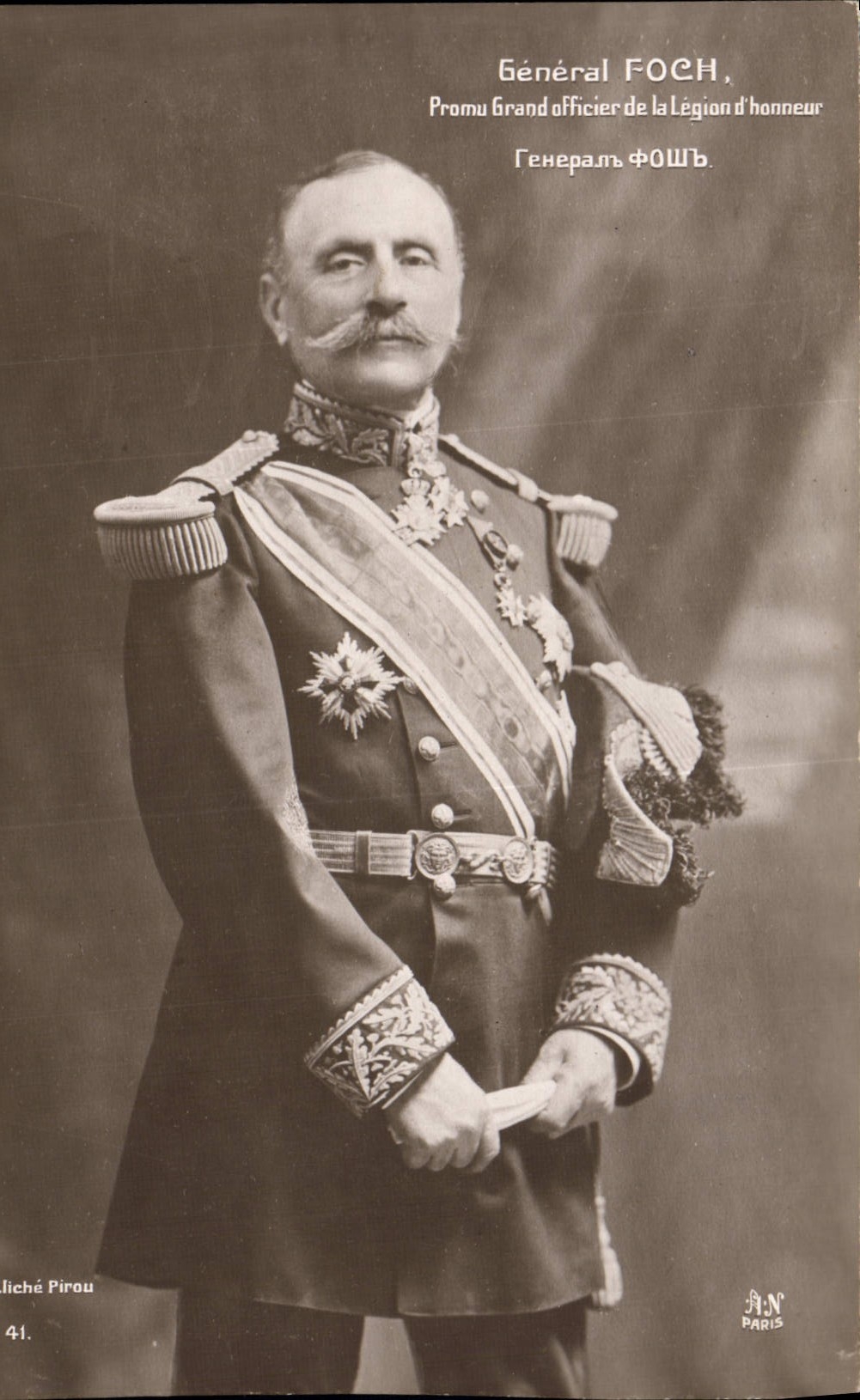 Postal Militaria General Foch Grande Oficial de la Legión de Honor