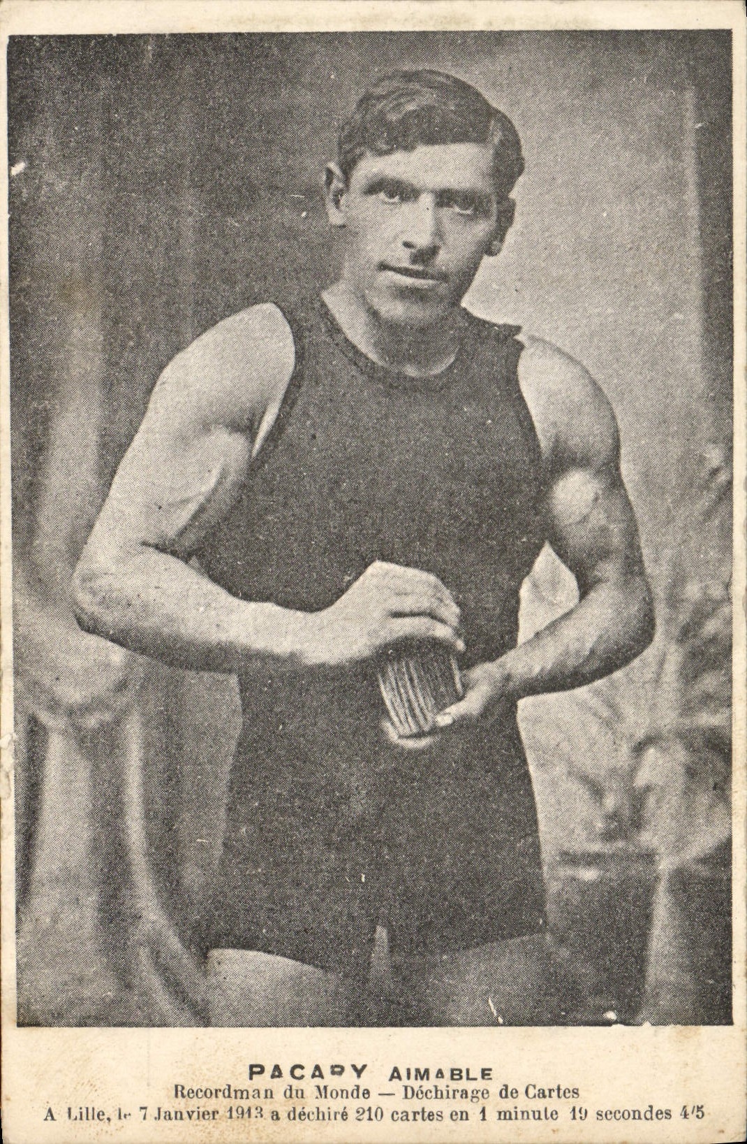 CPA Pacary Aimable Recordman du monde Dechirage de cartes Lille